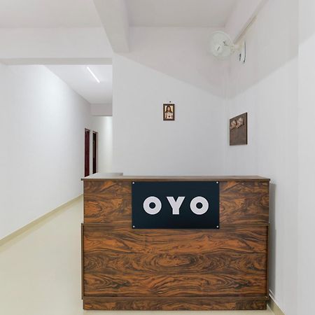 Hotel O Nila Tourist Home Thiruvananthapuram Buitenkant foto